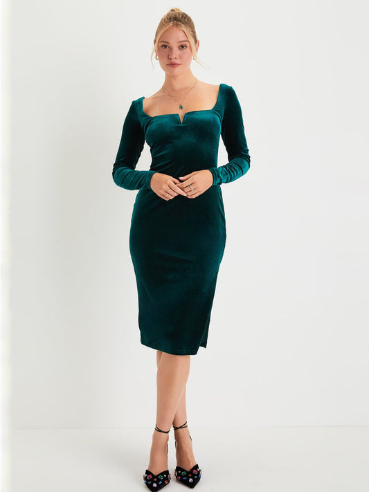 Velvet Sheath Boat Neck Long Sleeves Dress-GD101854